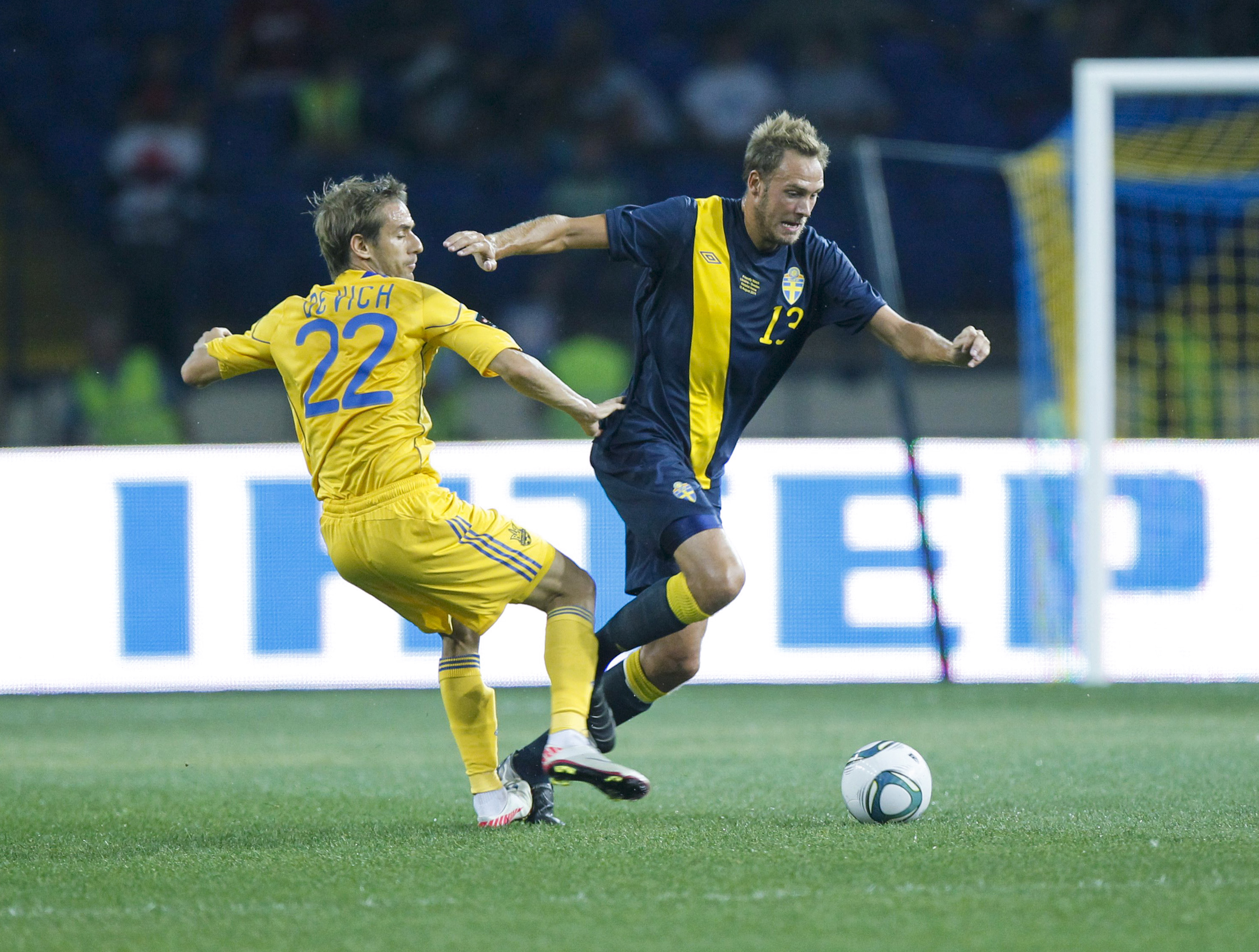 Andreas Granqvist, försvarare, Genoa. Har vuxit under sin tid i Italien. Lär få en ordinarie plats i och med att Daniel Majstorovic missar. Andreas Granqvist, försvarare, Genoa. Har vuxit under sin tid i Italien. Lär få en ordinarie plats i och med att Daniel Majstorovic missar.
