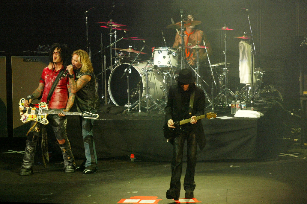 Mötley Crüe är ett av banden som uppträder under lördagen.