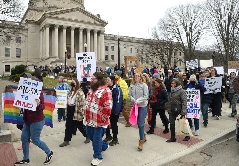 En demonstration mot Donald Trumps Maga-politik i Charleston i West Virginia i februari.