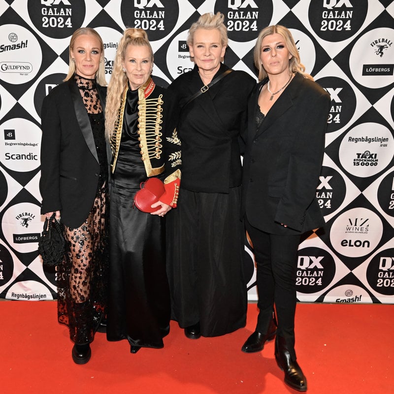 Caroline Seger, Evfa Attling, Eva Dahlgren och Olivia Schough på QX-galan 2024. Foto: Jonas Ekströmer/TT 