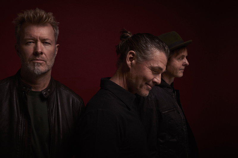 Magne Furuholmen, Morten Harket och Paul Waaktaar-Savoy i A-ha. Pressbild.