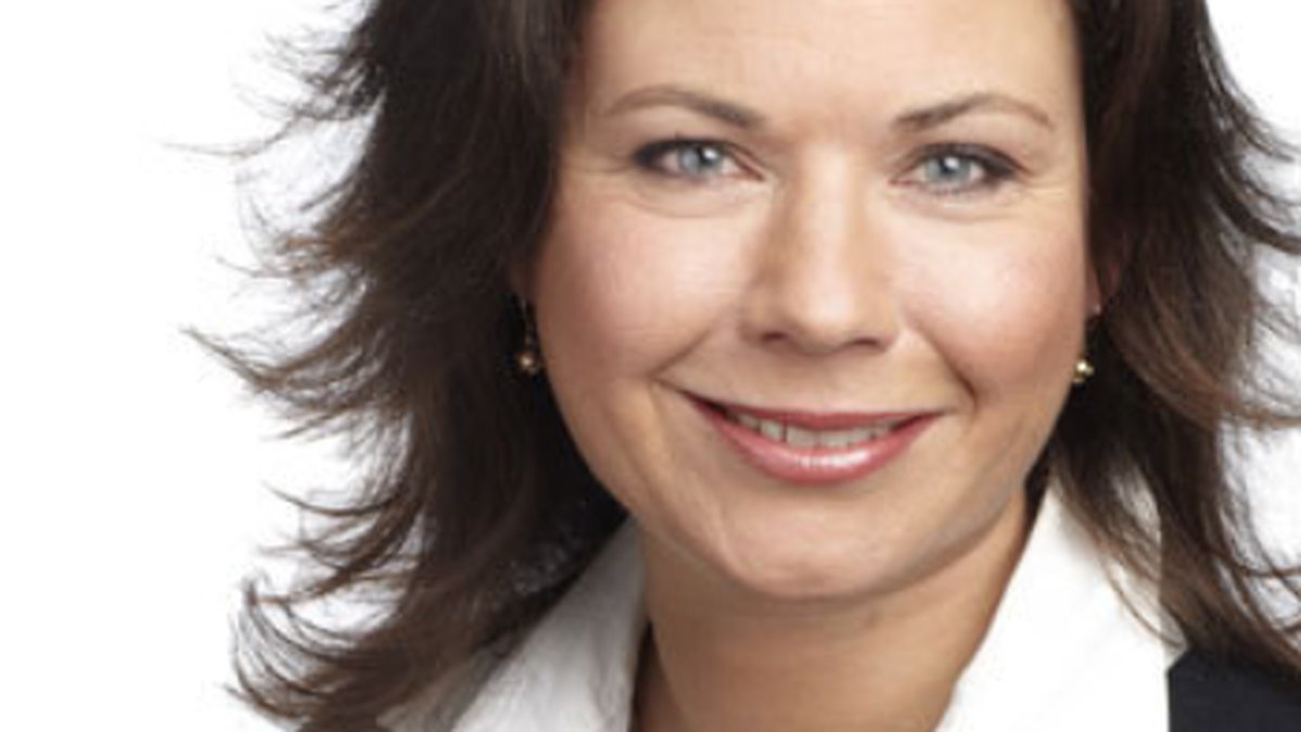 Tina Acketoft är ledamot för HBT-liberaler SYD och riksdagsledamot för Folkpartiet.