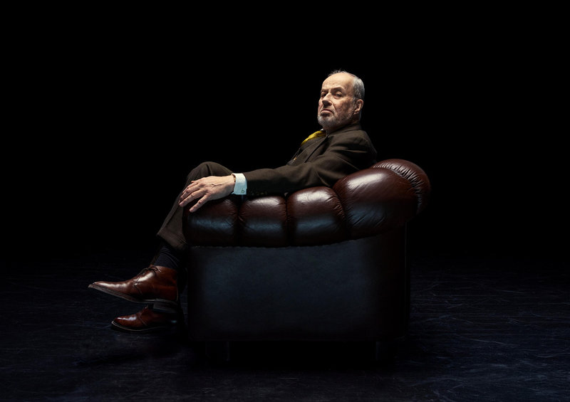 Lennart Jähkel spelar rollen som fabrikör Höglund i Riksteaterns uppsättning av "Den enfaldige mördaren" i höst.