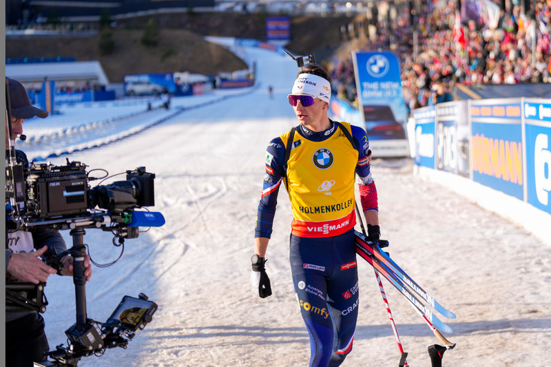 Eric Perrot vinner den totala världscupen på herrsidan i skidskytte.