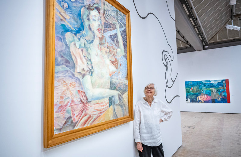 Gittan Jönsson med sitt mest kända verk, "Diskkasterskan" från 1978.