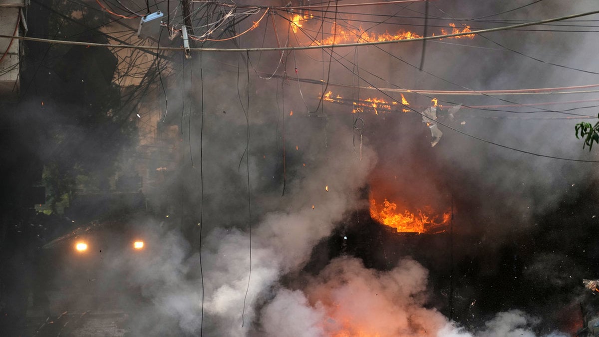 Över 20 döda i hotellbrand i Delhi