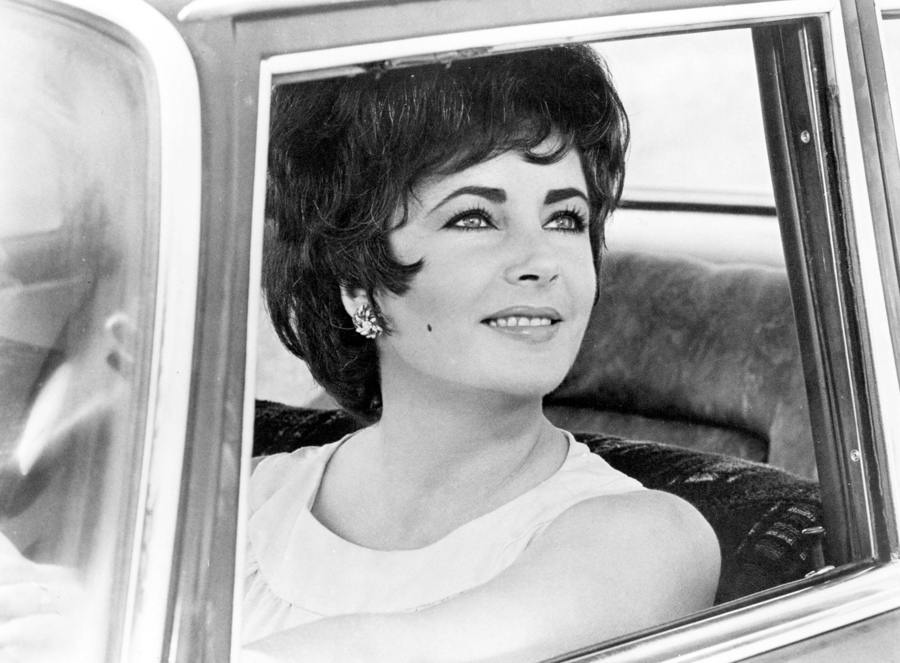 Elizabeth Taylor har vunnit två Oscar för sina rolltolkningar i ”Inte för pengar...” (1960) och ”Vem är rädd för Virginia Woolf?” (1966) Elizabeth Taylor har vunnit två Oscar för sina rolltolkningar i ”Inte för pengar...” (1960) och ”Vem är rädd för Virginia Woolf?” (1966)