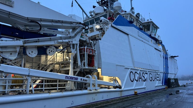 Det finländska gränsbevakningsfartyget Turva hittade det misstänkta fartyget. Arkivbild.