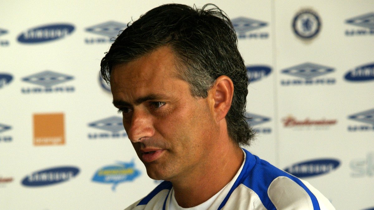 Mellan åren 2004 - 2007 tränare Jose Mourinho Chelsea. Nu öppnar fotbollsvärldens största tränare för flytt till England igen.