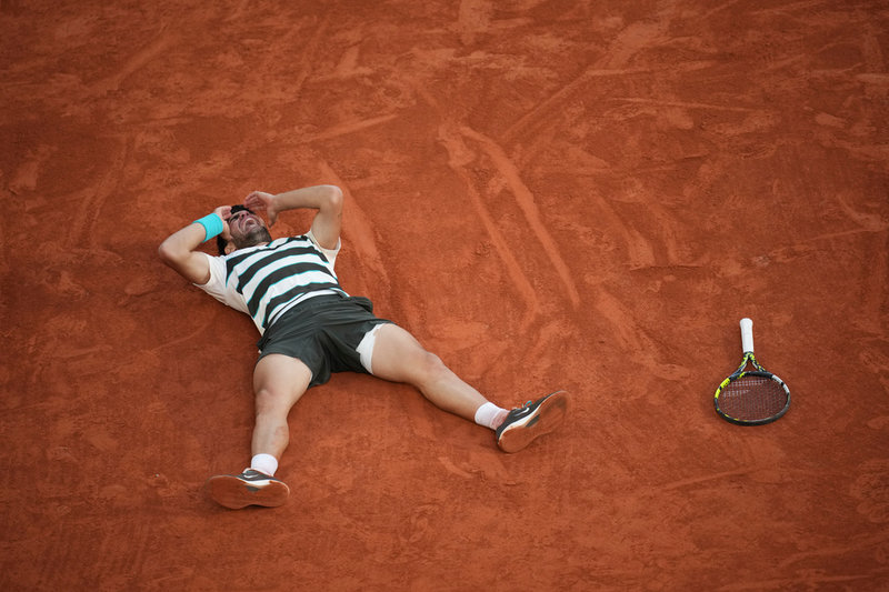 Carlos Alcaraz efter segern i Franska mästerskapen. Arkivbild.