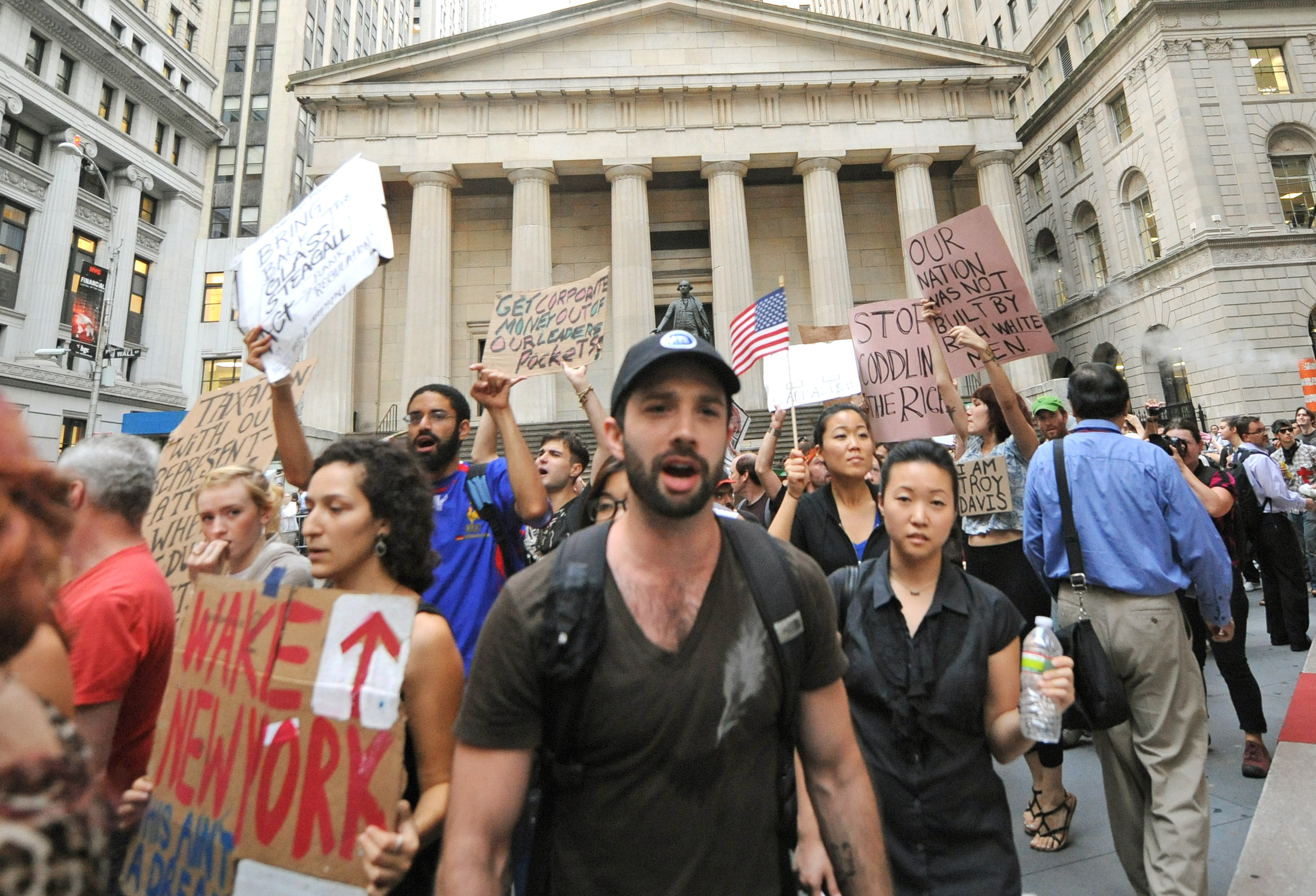 Protesterna utanför Wall Street, som från början var ett initiativ från tidskriften Adbusters, har växt för varje dag som gått.