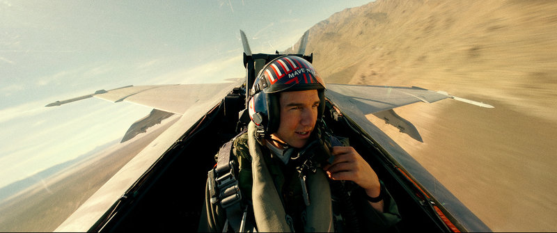 Maverick (Tom Cruise) blir lärare för de nya unga eleverna på Top Gun-utbildningen i 'Top Gun: Maverick'. Pressbild.