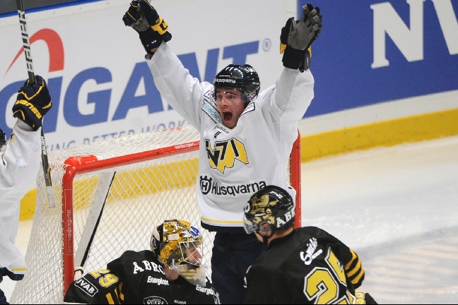 Jesper Fasth var enorm när HV71 vände och vann borta mot AIK.