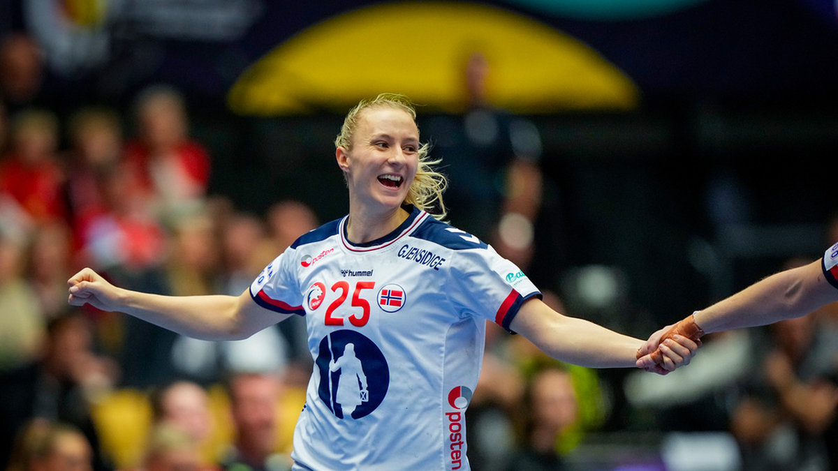 Henny Ella Reistad stod för en storslagen insats i semifinalen mot Danmark.
