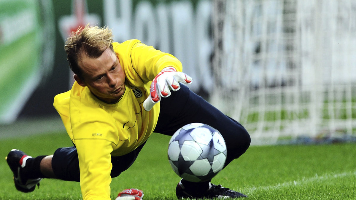 Förre Arsenalmålvakten död  – påkörd av tåg