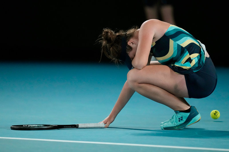 Linda Noskova hade svårt att tro att hon slagit världsettan.