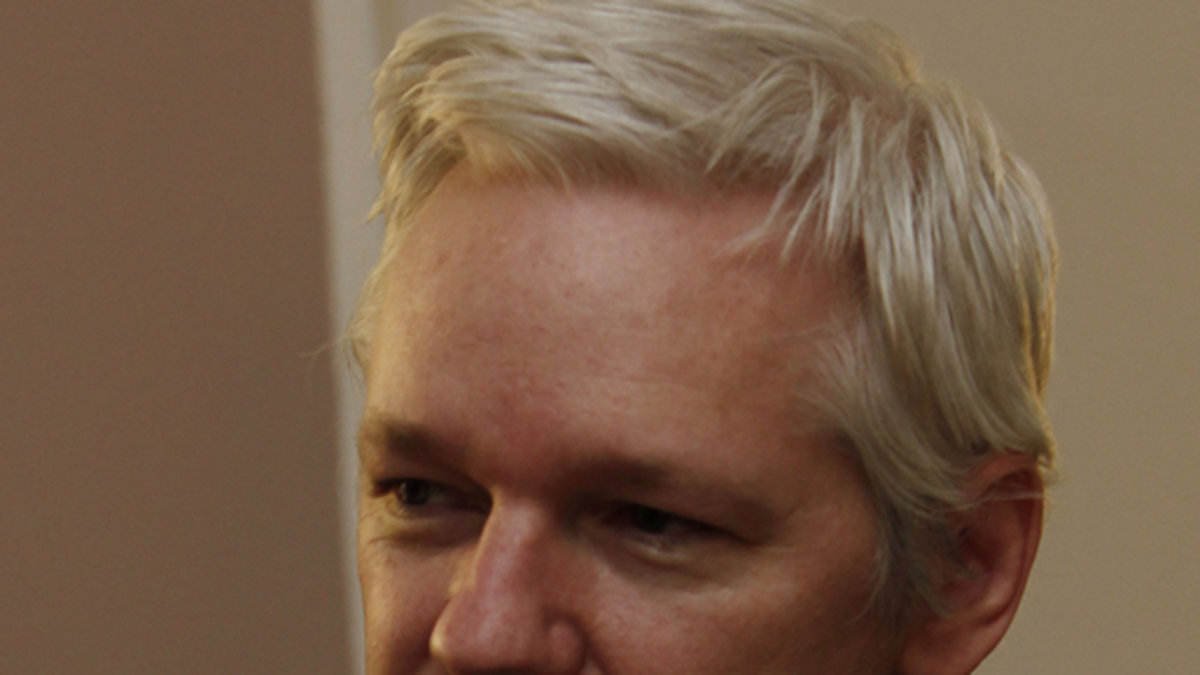 Pamela har besökt Julian Assange flera gånger. 