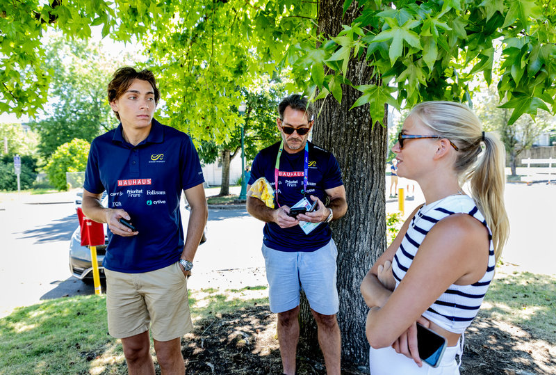 Armand Duplantis tillsammans pappa Greg Duplantis och flickvän Desiré Inglander.