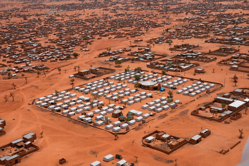 Ett av de läger där människor på flykt inom Burkina Faso har samlats, detta ligger i Djibo.