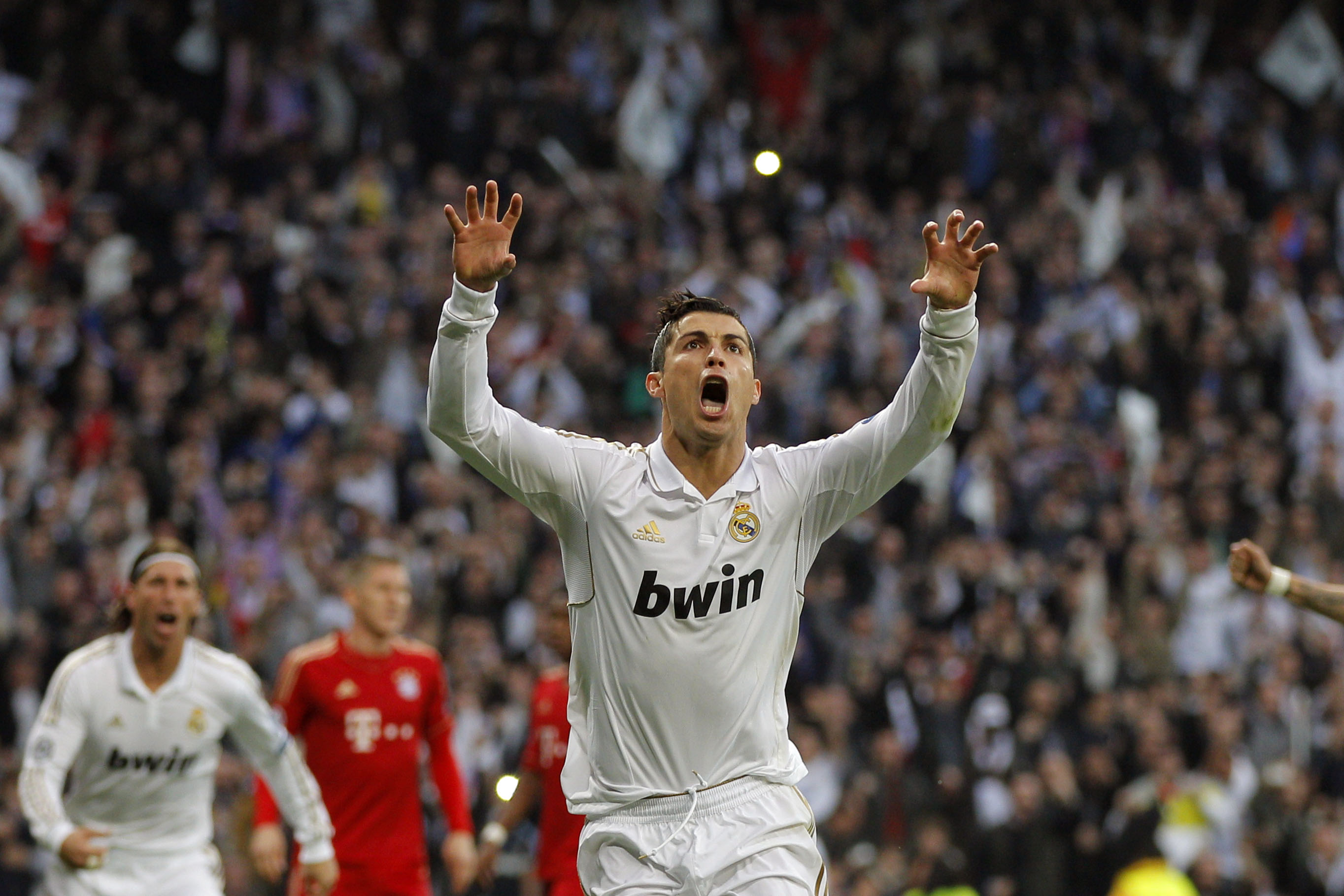 Cristiano Ronaldo gjorde två mål för Real...