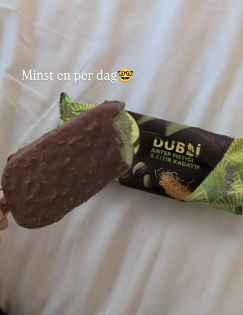 Magnum glass