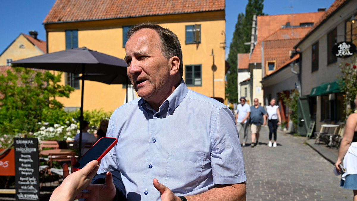 Tidigare statsminister Stefan Löfven i Visby under Almedalsveckan på söndagen.