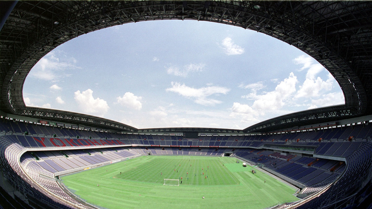 Yokohama Stadium passar Soran Ismails 72 000 följare perfekt.