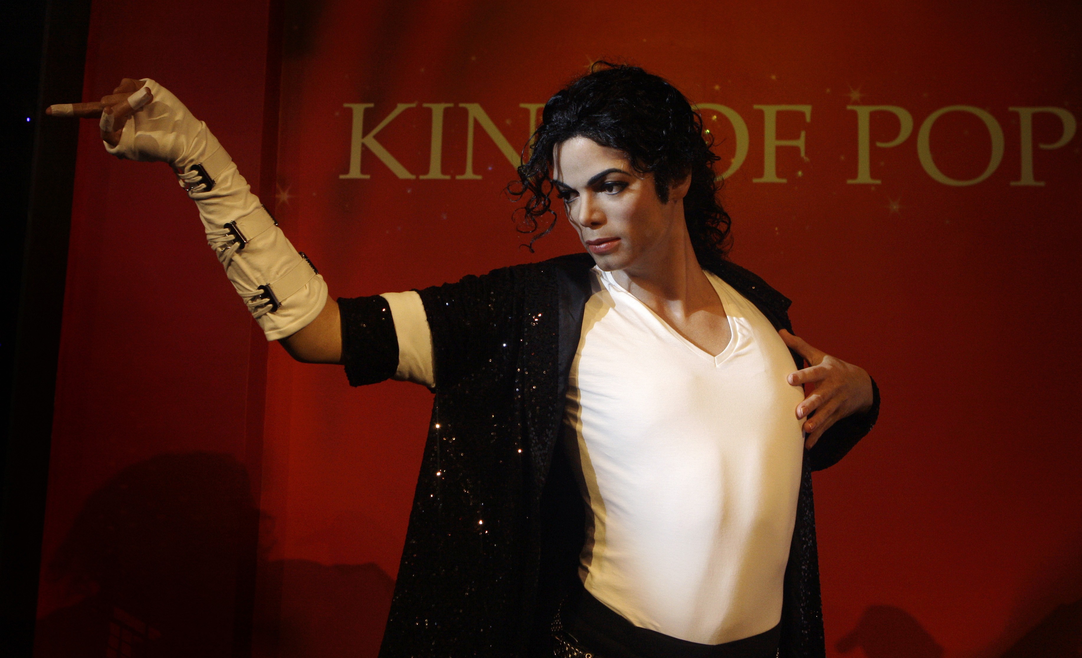Besök Michael Jackson och alla andra kändisar på Madame Tussauds. 