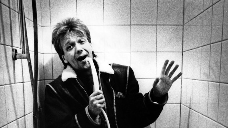 Senast Björn Skifs showade loss på den anrika nöjesscenen Hamburger Börs var 1989 i 'Öman & Palm'. Då sjöng han i duschen på presskonferensen inför showen. Arkivbild.