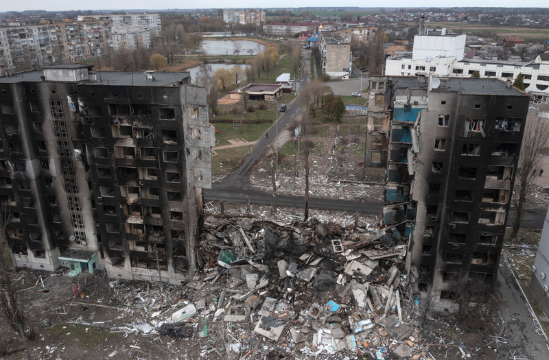 Bilden av förstörelsen efter den ryska invasionen av Ukraina har varit många och bitvis svåra att ta in. Bild från Borodyanka utanför Kiev 6 april.