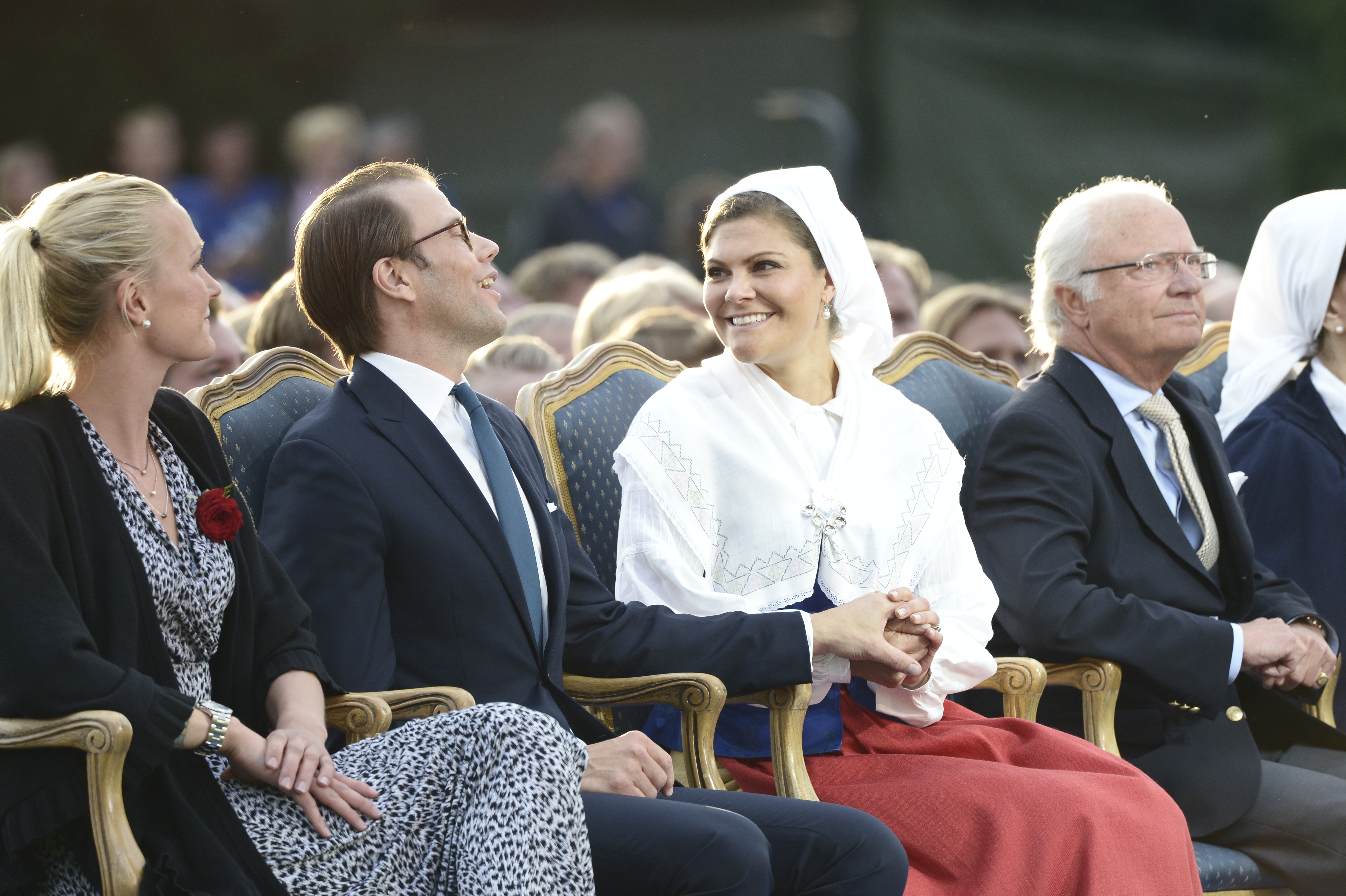 Här sa Daniel något roligt ser det ut som. Här sa Daniel något roligt ser det ut som.