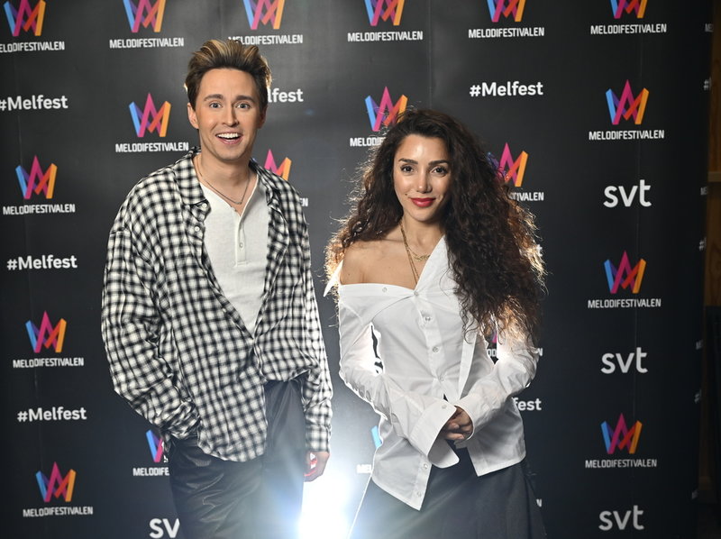 Gina Dirawi och Hampus Nessvold programleder Melodifestivalen 2026
