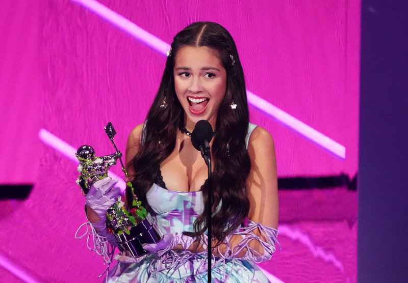 Olivia Rodrigo fick pris för 'Drivers license' på MTV Video Music Awards i september förra året. Arkivbild.