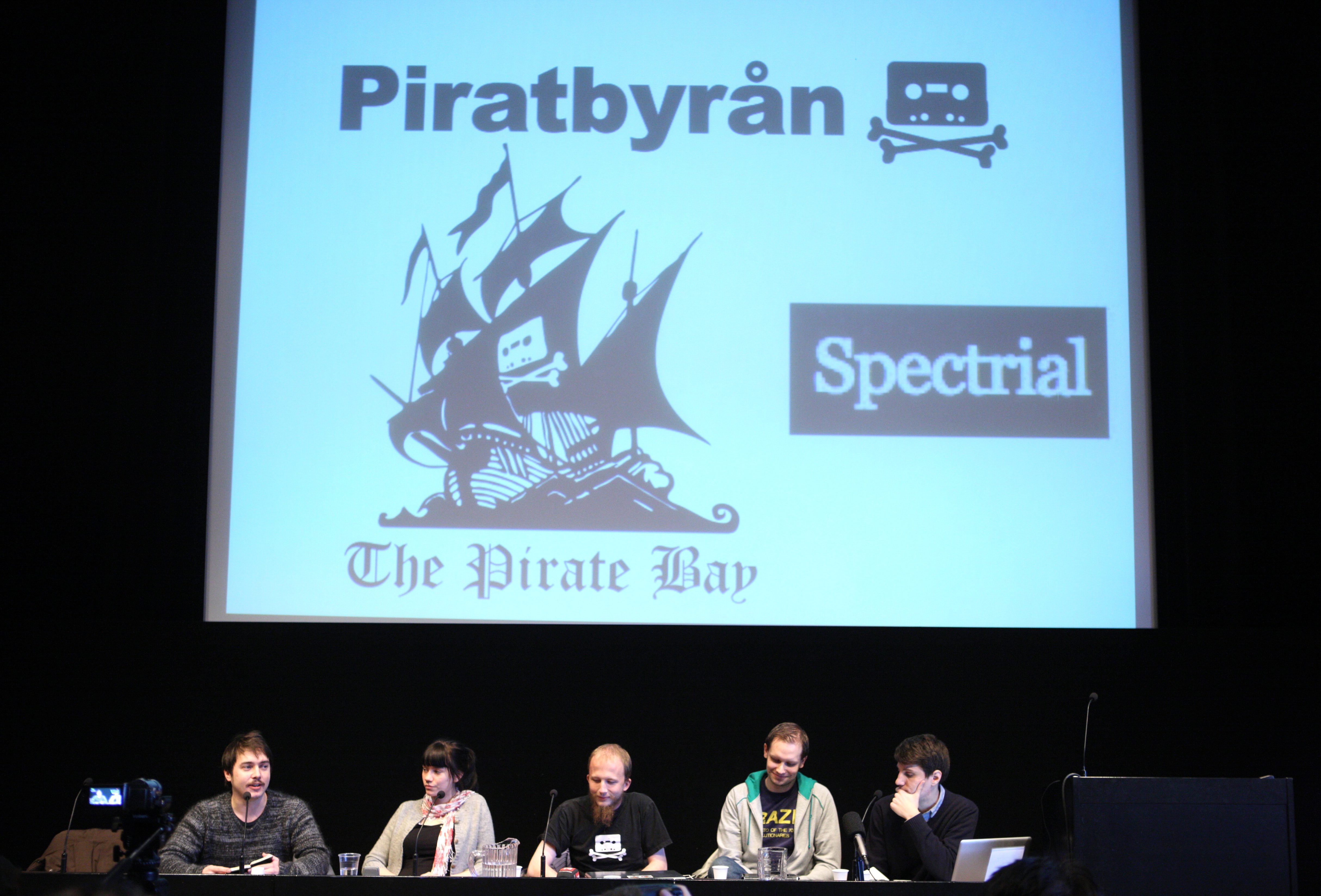 The Pirate Bay, Internet, Marcin de Kaminski, Fildelning, Piratpartiet