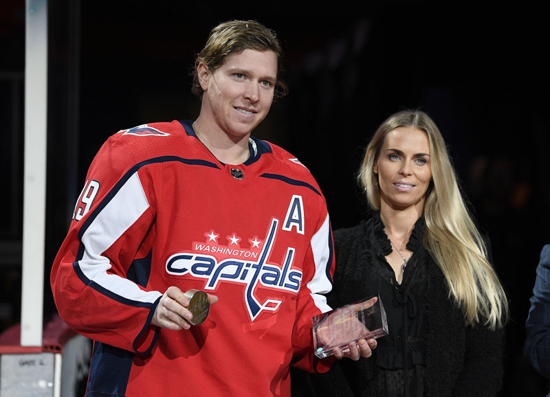 Nicklas Bäckström och Liza Berg 2018. Foto: Nick Wass/TT Nicklas Bäckström och Liza Berg 2018. Foto: Nick Wass/TT