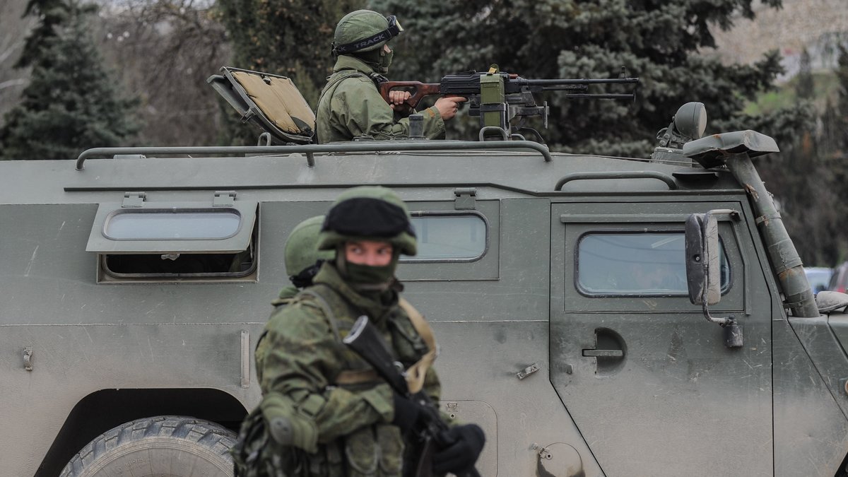 Rysslands president Vladimir Putin har fått stöd i ryska parlamentet om ett militärt ingripande i Ukraina.