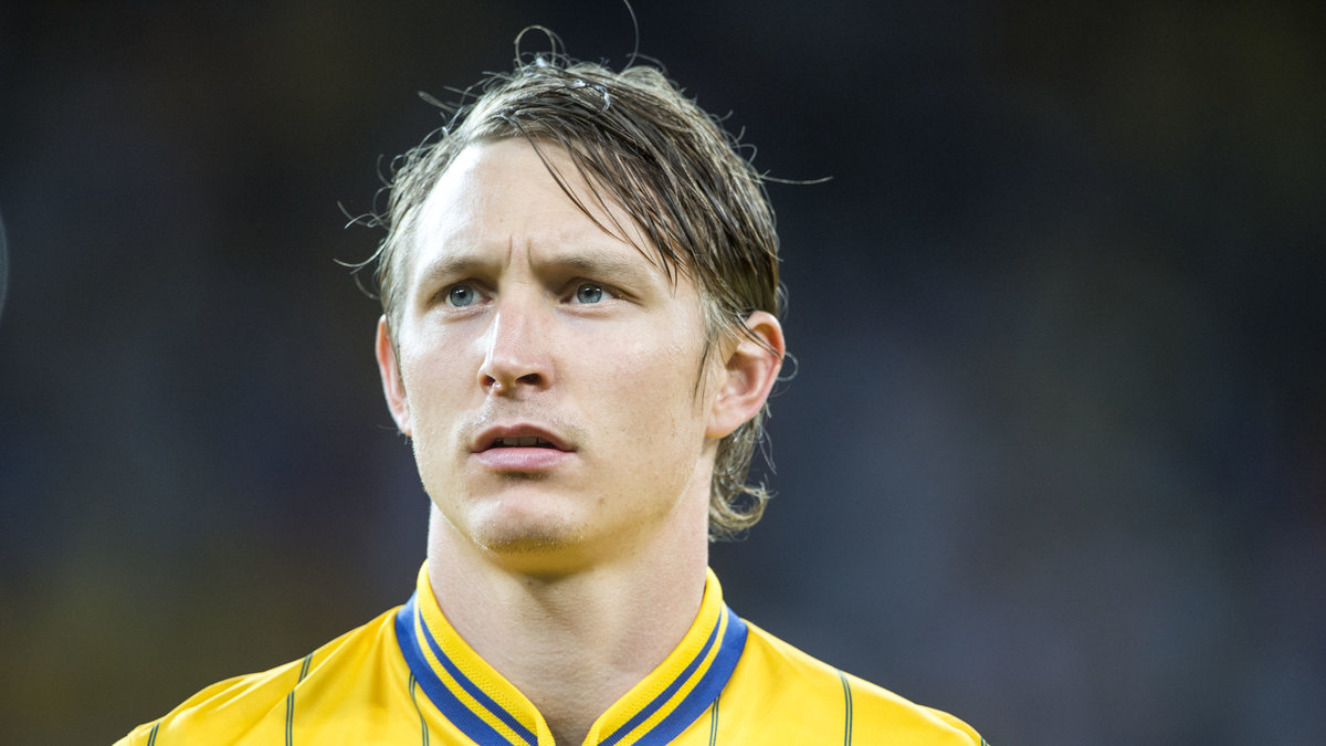 Kim Källström är inte uttagen i den slutgiltiga truppen som ska spela VM-kval mot Kazakstan.
