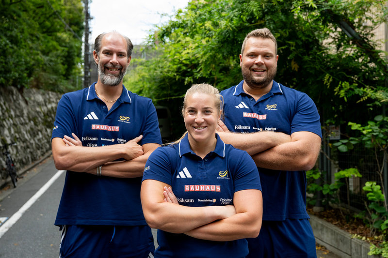 Fanny Roos med delar av sitt träningsgäng i Malmö. Tränaren Staffan Jönsson till vänster och sambon Daniel Ståhl till höger.