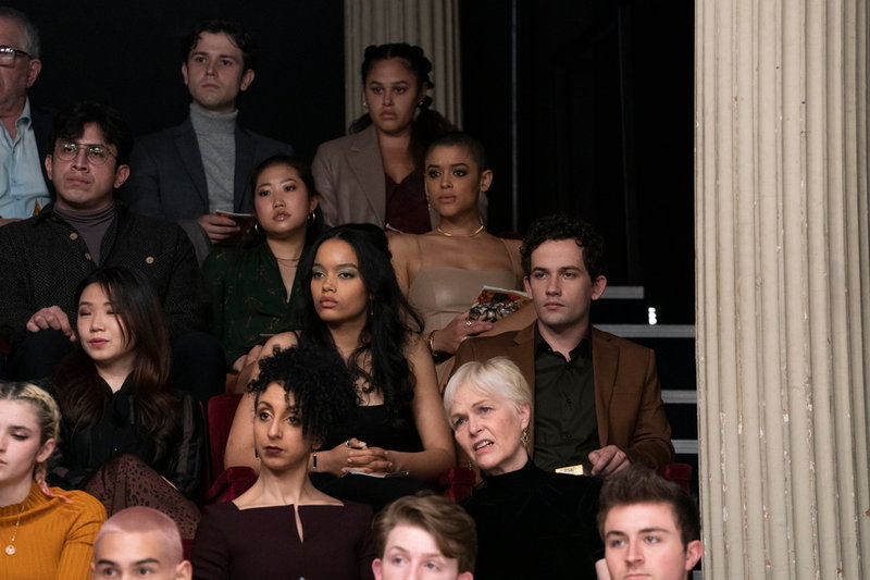 Fest och fulla salonger – nya 'Gossip girl' skildrar ett pandemifritt New York. Pressbild.