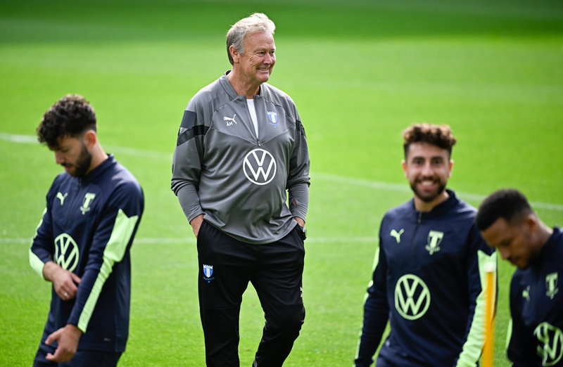 Nygamla tränaren Åge Hareide hade på onsdagen sin första träning med Malmö FF.