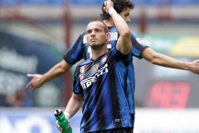 Wesley Sneijder kan också dumpa Inter.