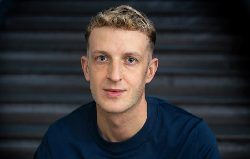 "Privilegiet att få misslyckas som ung finns bara i de högre samhällsklasserna", framhåller Édouard Louis.