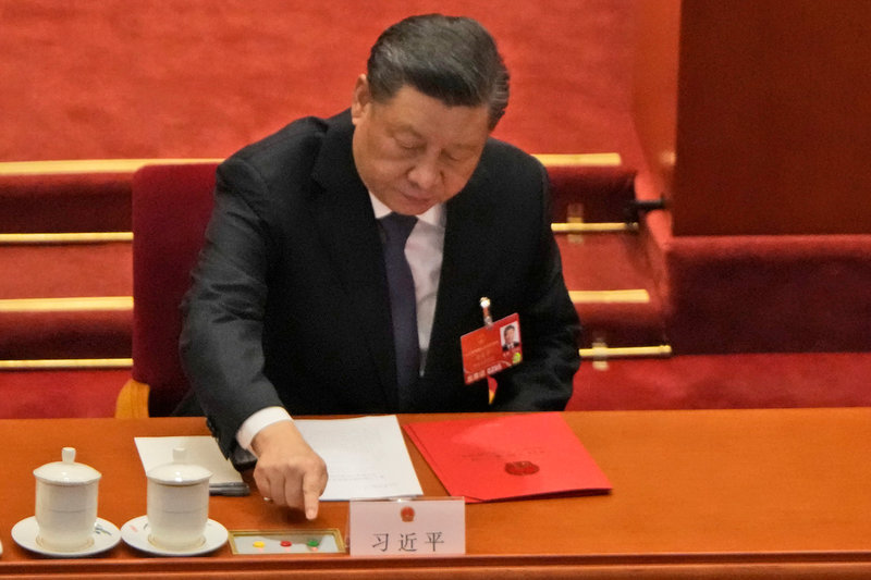 Det blåser hård ekonomisk motvind för Kina inför det att president Xi Jinping väntas nomineras till en tredje mandatperiod som landets president i höst. Arkivbild