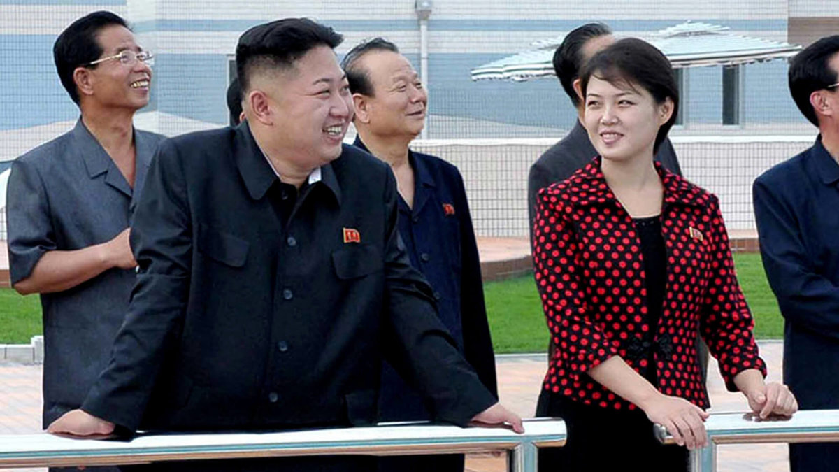 Kim Jong-un och hans fru Ri Sol-ju i Pyongyang.