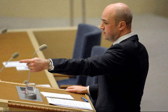 Fredrik Reinfeldt åtnjuter fortfarande högt förtroende. Men ungdomar är inte hans största anhängare.