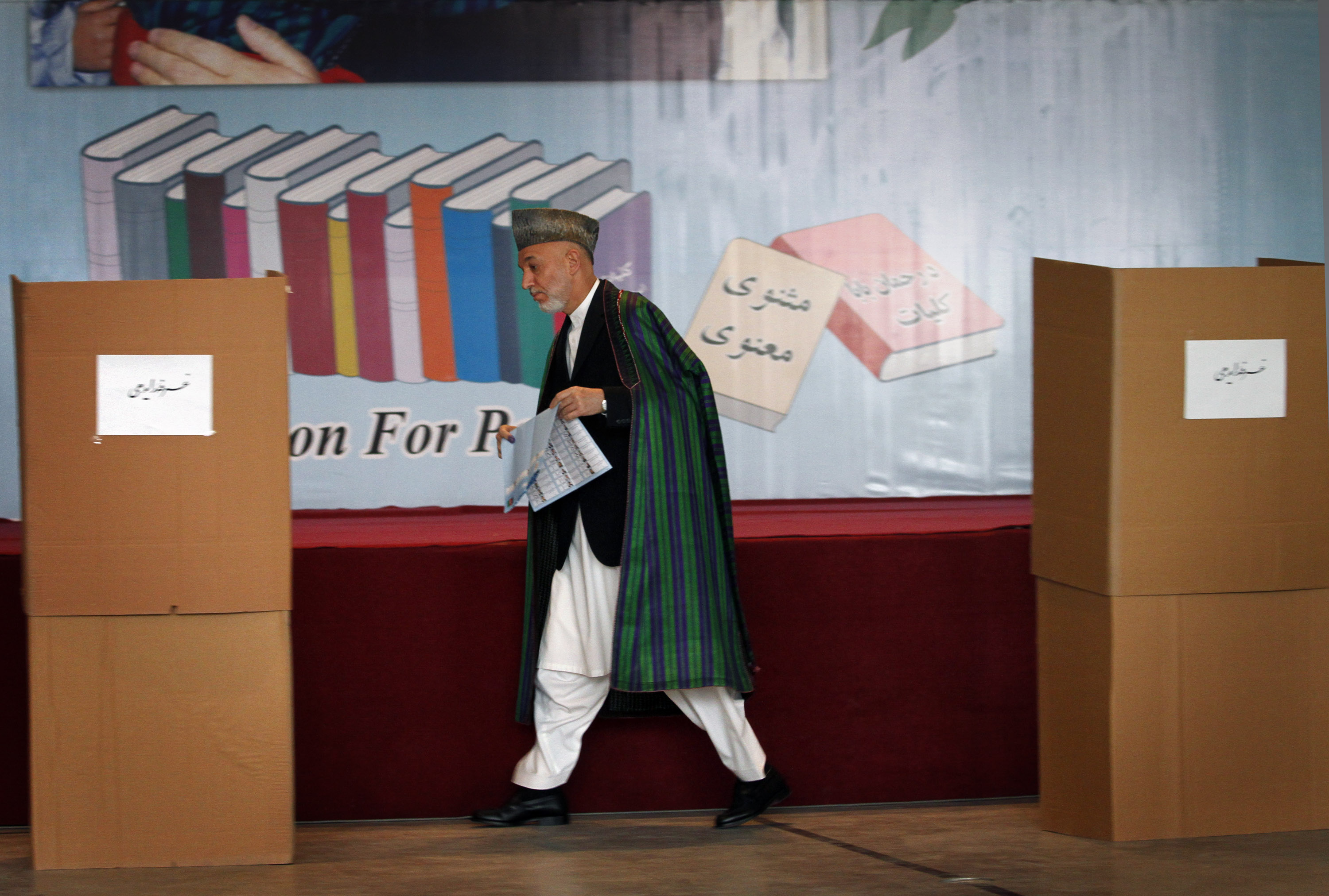 Hamid Karzai, Afghanistan, Terrordåd
