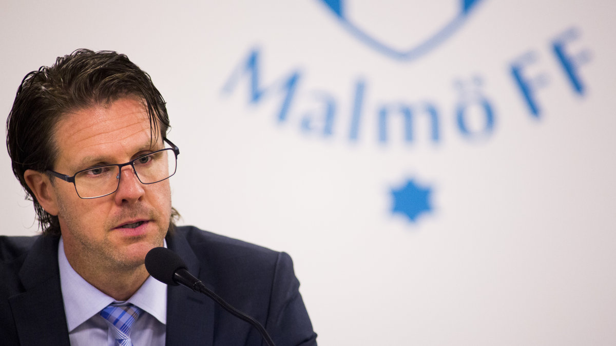 Norling har haft stora problem i sitt samarbete med MFF:s sportchef Per Ågren. 