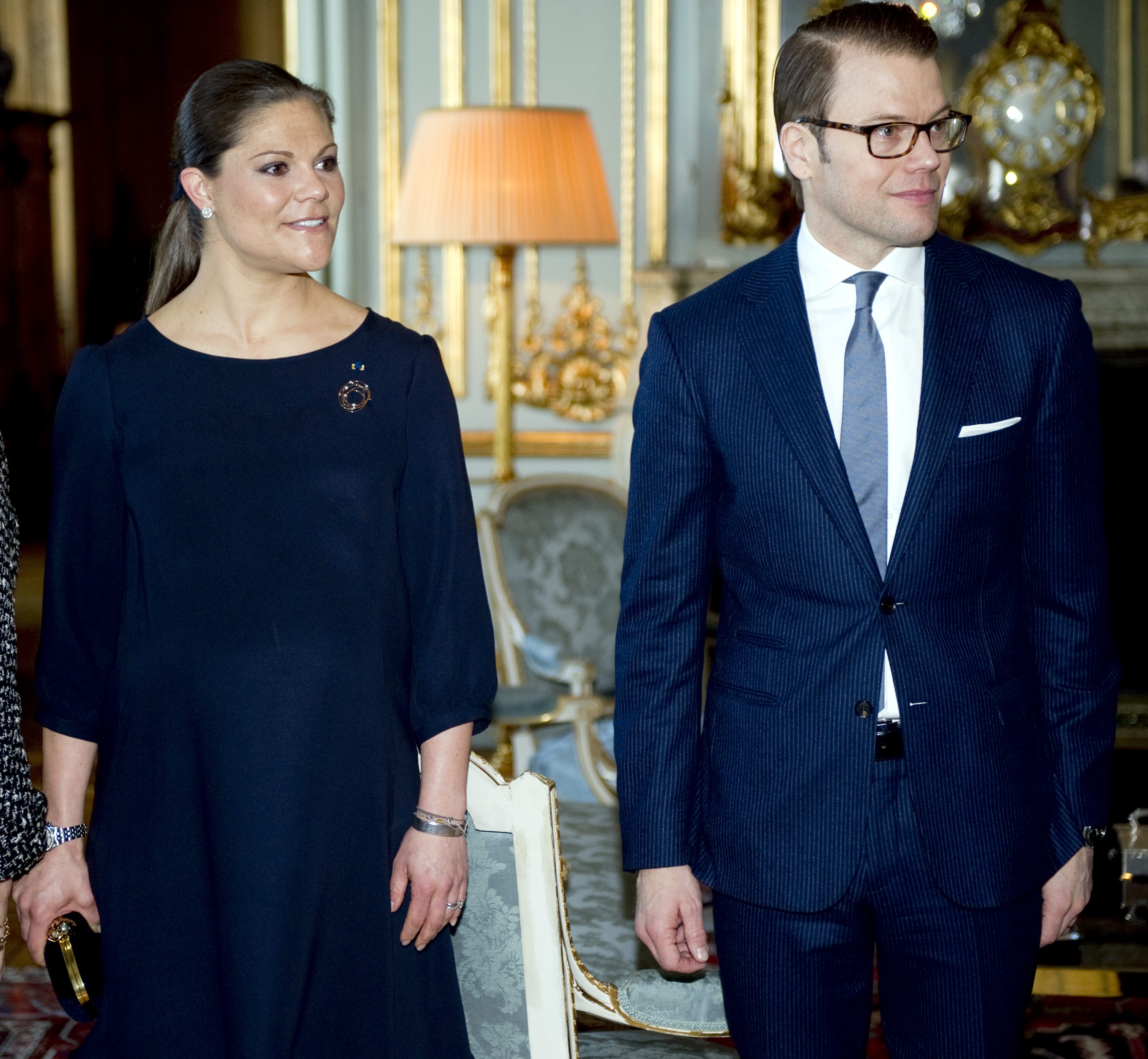kronprinsessan Victoria, Prins Daniel, apanage, Kung Carl XVI Gustaf, Hovet, Kungligt