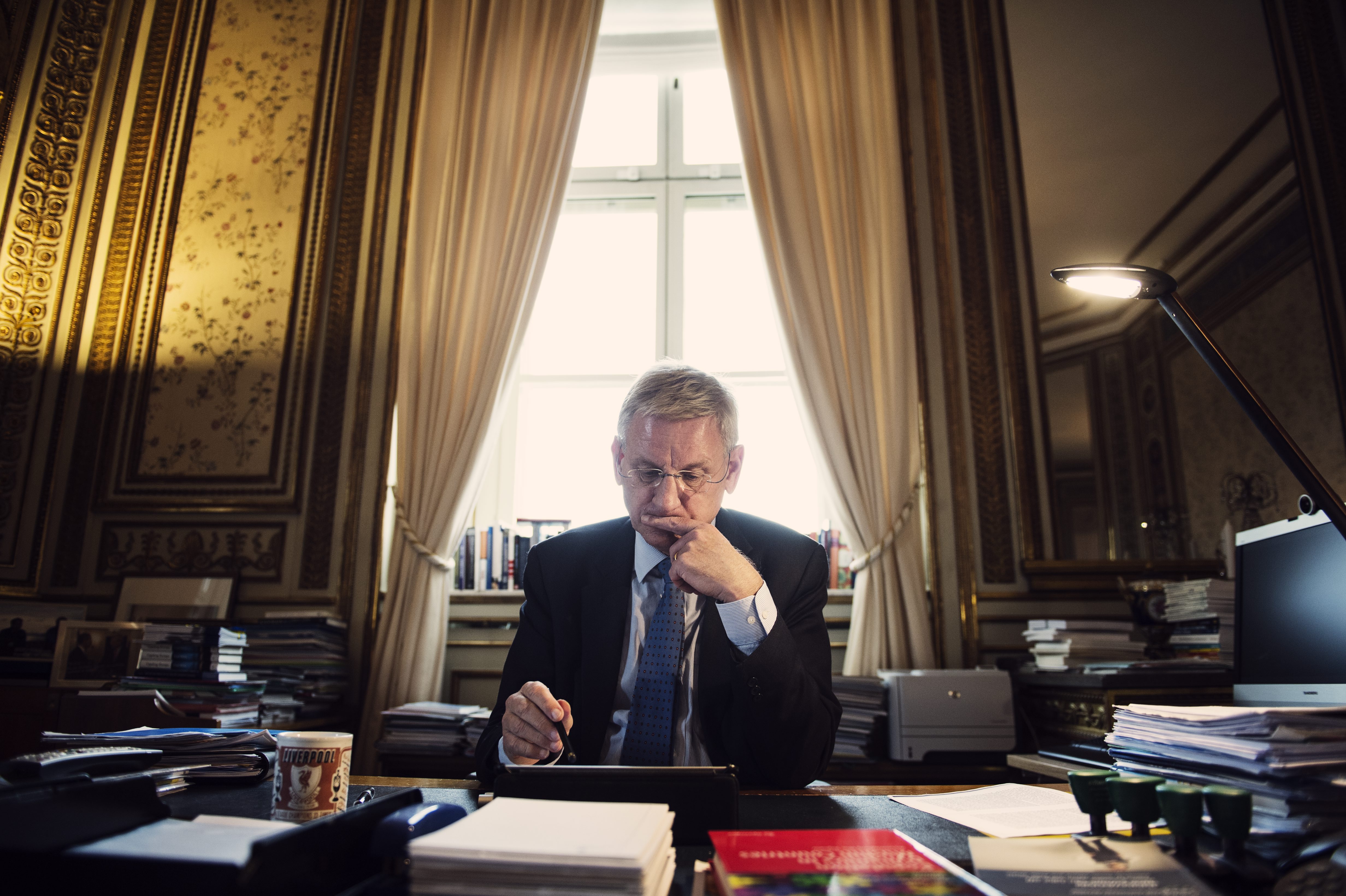9. Carl Bildt (M), utrikesminister. Betyg: 3,9. 9. Carl Bildt (M), utrikesminister. Betyg: 3,9.