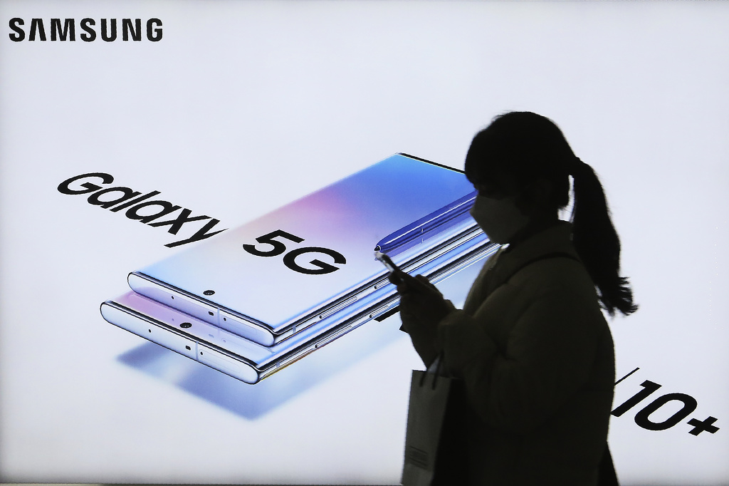 Elektronikjätten Samsung Electronics försäljning ökade kraftigt det fjärde kvartalet i år. Arkivbild